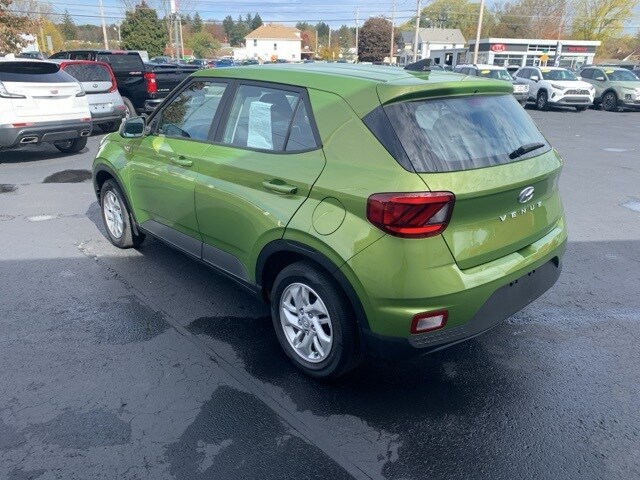 2022 Hyundai Venue SE photo 4