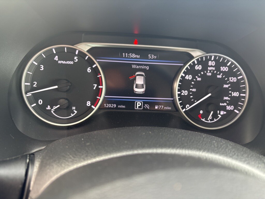 2025 Nissan Sentra SV photo 3