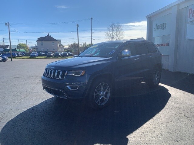 2020 Jeep Grand Cherokee Limited photo 2