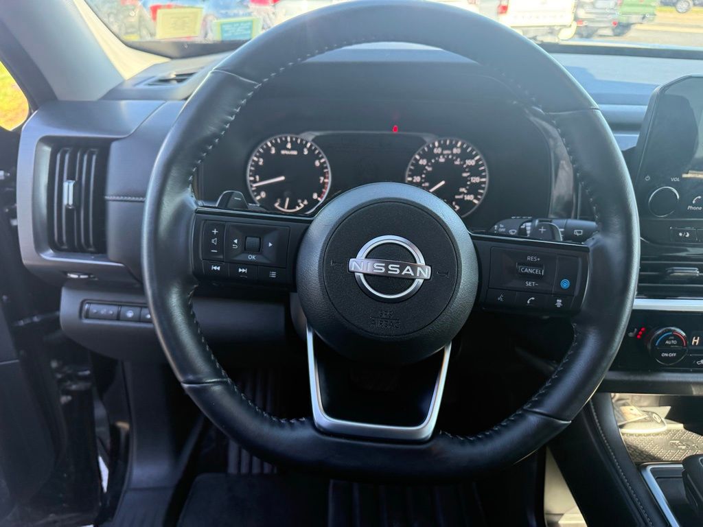 2025 Nissan Pathfinder SL - Photo 6