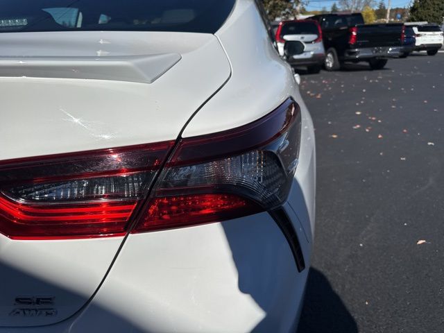 2024 Toyota Camry SE - Photo 9