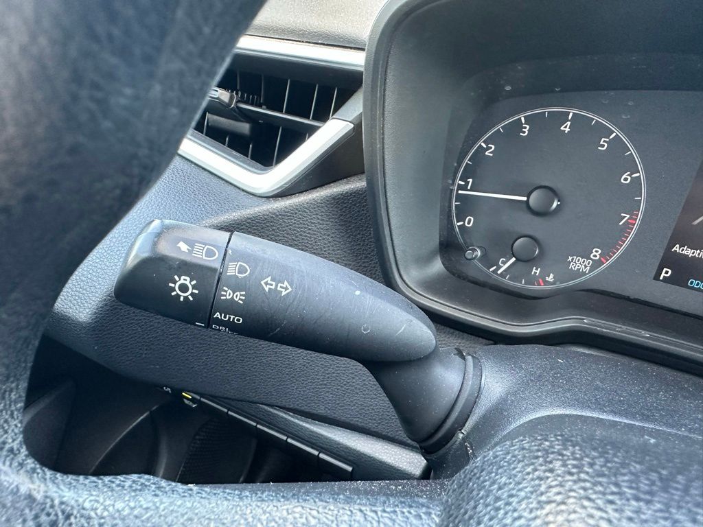 2024 Toyota Corolla LE - Photo 14