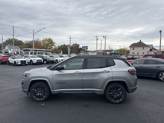 2022 Jeep Compass Limited photo 4