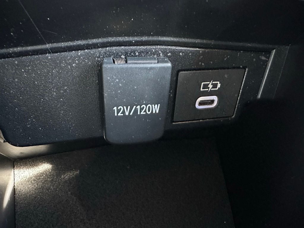 2024 Toyota Corolla LE - Photo 24