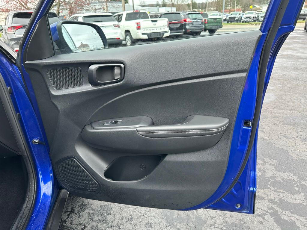 2023 Hyundai Venue Limited - Photo 39