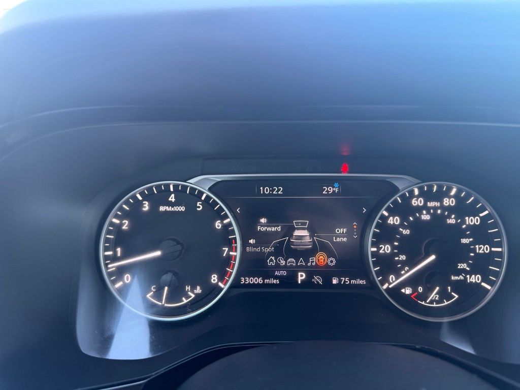 2025 Nissan Pathfinder SL - Photo 18