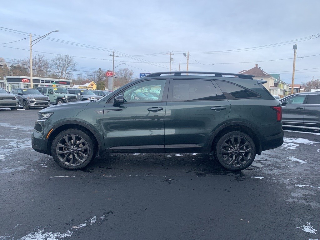 2022 Kia Sorento X-Line EX photo 2