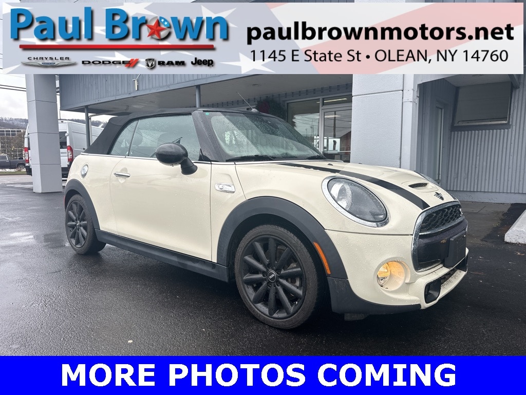2019 MINI Convertible S's photo