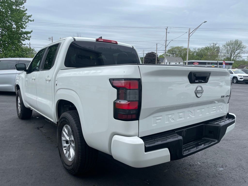 2024 Nissan Frontier SV - Photo 6