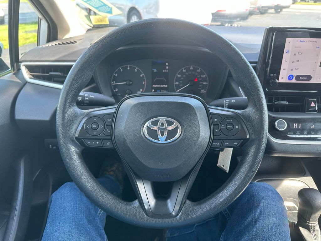 2024 Toyota Corolla LE - Photo 11
