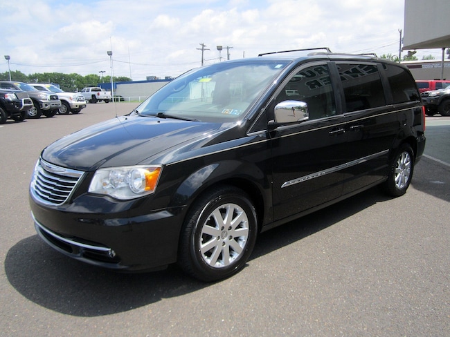 chrysler town and country 2011 wont start