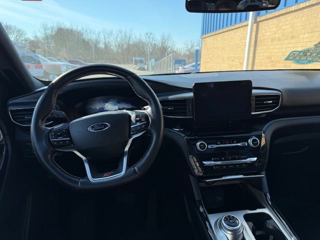 2022 Ford Explorer ST - Photo 23