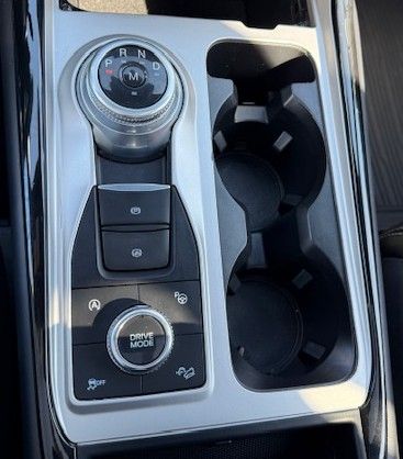 2022 Ford Explorer ST - Photo 13