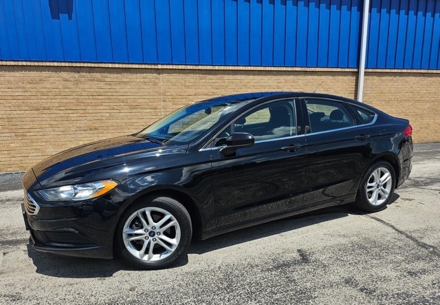 Used 2018 Ford Fusion SE with VIN 3FA6P0HD2JR251896 for sale in Hobart, IN
