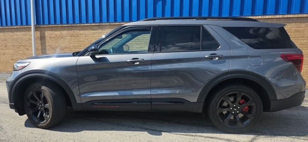 Used 2023 Ford Explorer ST SUV