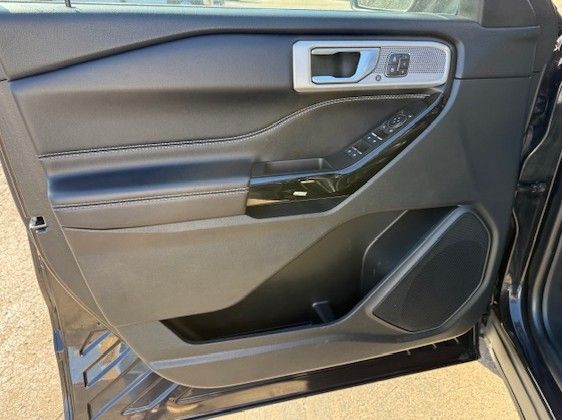 2022 Ford Explorer ST - Photo 15