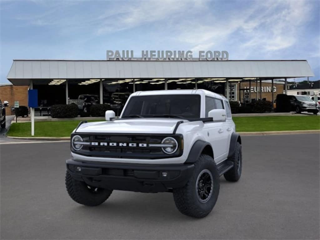 New 2025 Ford Bronco Outer Banks SUV