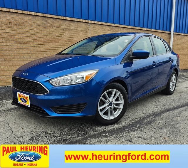 2018 Ford Focus Sedan SE's photo