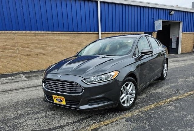 Used 2016 Ford Fusion SE with VIN 1FA6P0H79G5124746 for sale in Hobart, IN