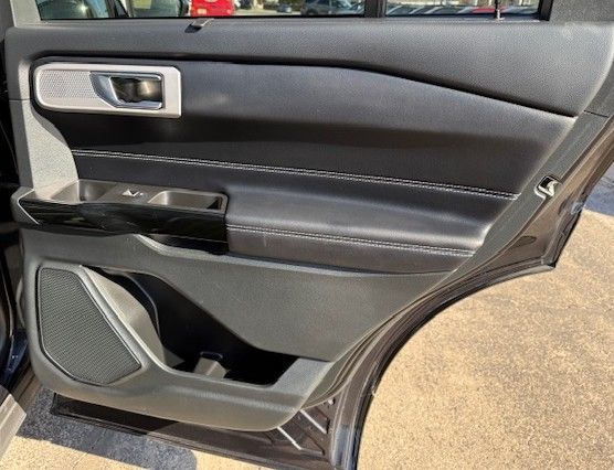 2022 Ford Explorer ST - Photo 28