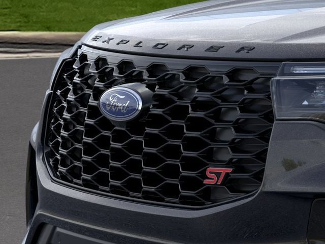 2026 Ford Explorer ST - Photo 17