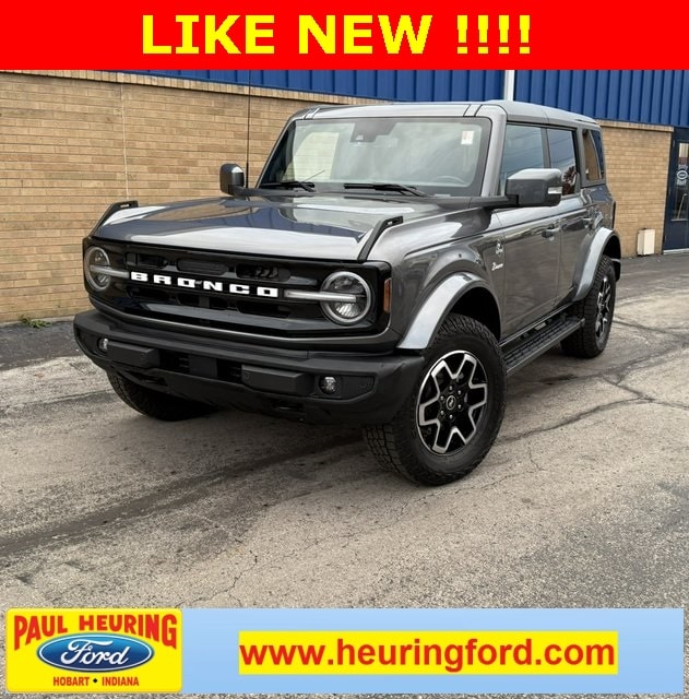 2022 Ford Bronco 4-Door Outer Banks's photo