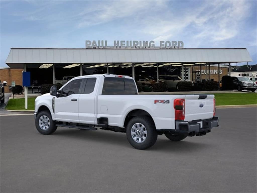 New 2025 Ford Super Duty F-350 XLT TRUCK