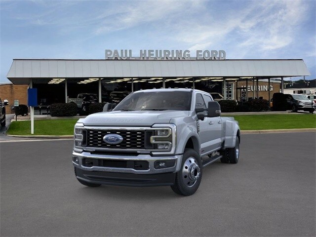 2026 Ford F-450 photo 2