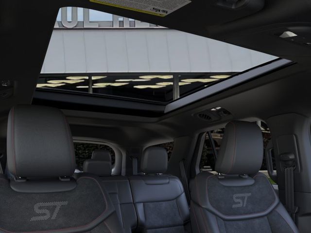 2026 Ford Explorer ST - Photo 22
