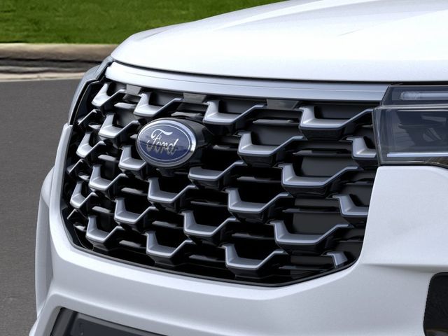 2026 Ford Explorer Platinum - Photo 17