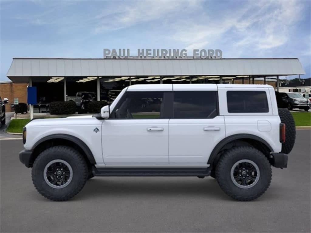 New 2025 Ford Bronco Outer Banks SUV
