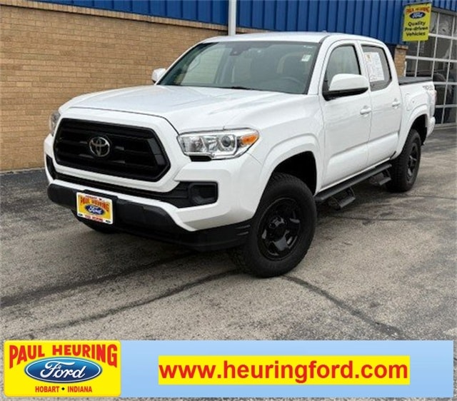 2020 Toyota Tacoma SR's photo