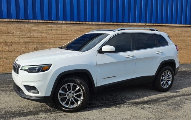 Used 2019 Jeep Cherokee Latitude Plus with VIN 1C4PJMLX8KD270455 for sale in Hobart, IN
