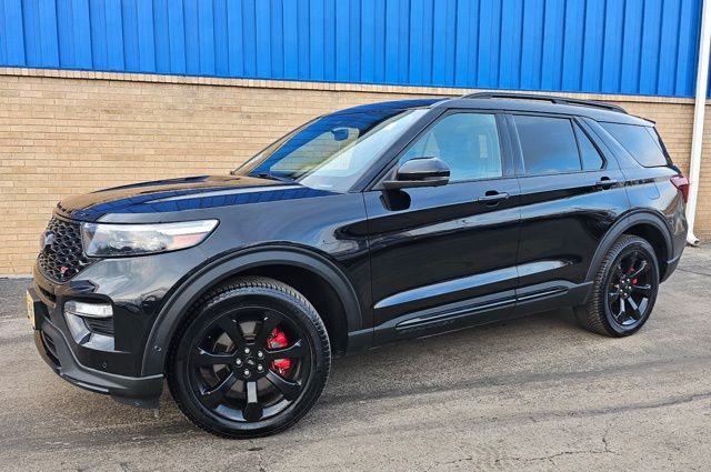 2022 Ford Explorer ST - Photo 6