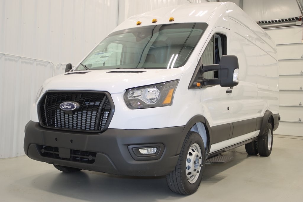 New 2024 Ford Transit350 near Youngstown, Pittsburgh Canfield Ohio