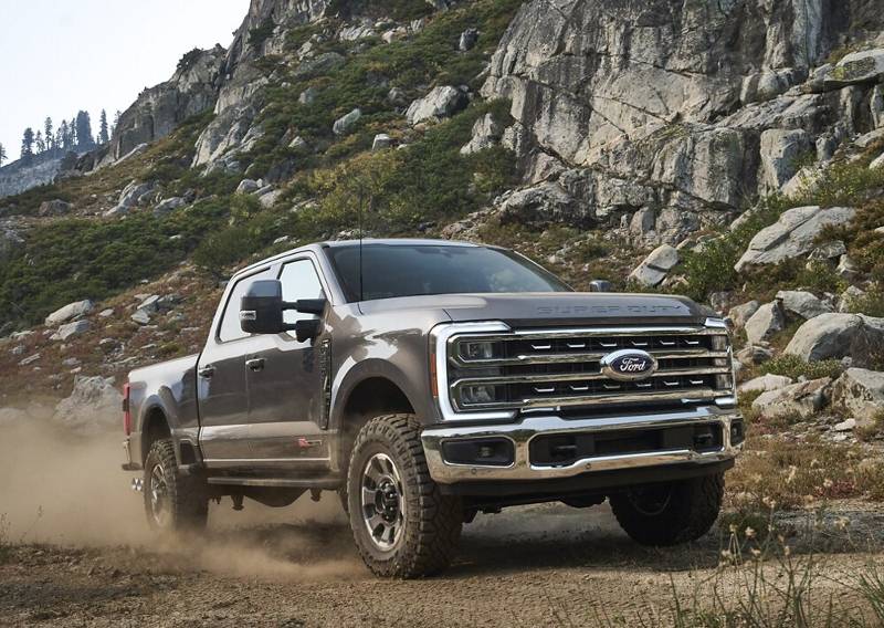 Exploring the Luxurious Interior of the 2024 Ford Super Duty F250