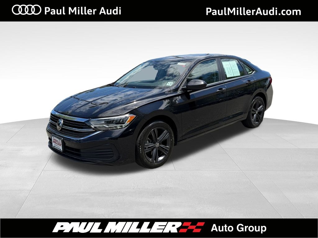 Used 2023 Volkswagen Jetta 1.5T SE Sedan