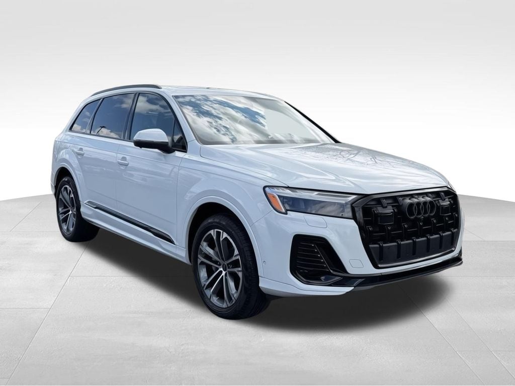 Certified 2025 Audi Q7 45 Premium SUV
