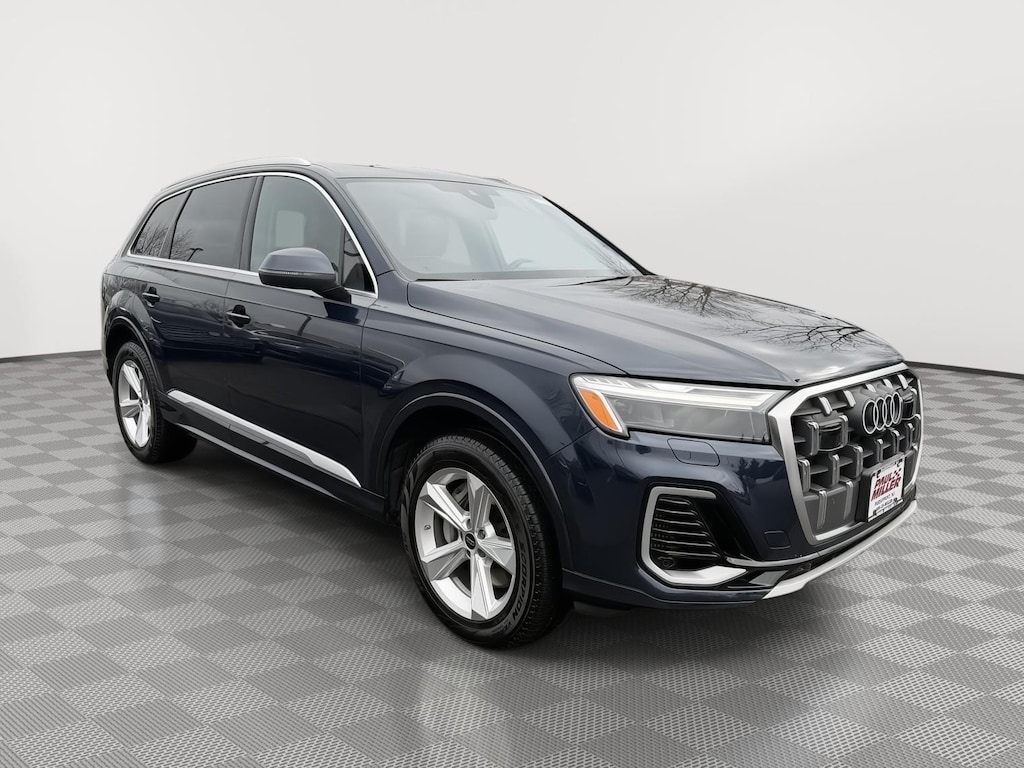 Used 2025 Audi Q7 Premium SUV