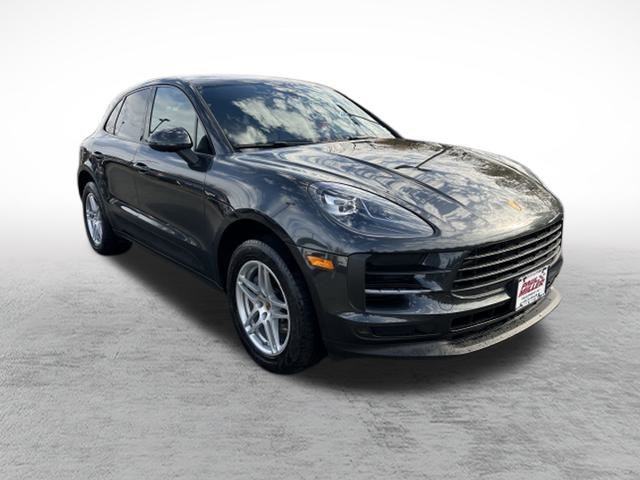 2021 Porsche Macan Base photo 3