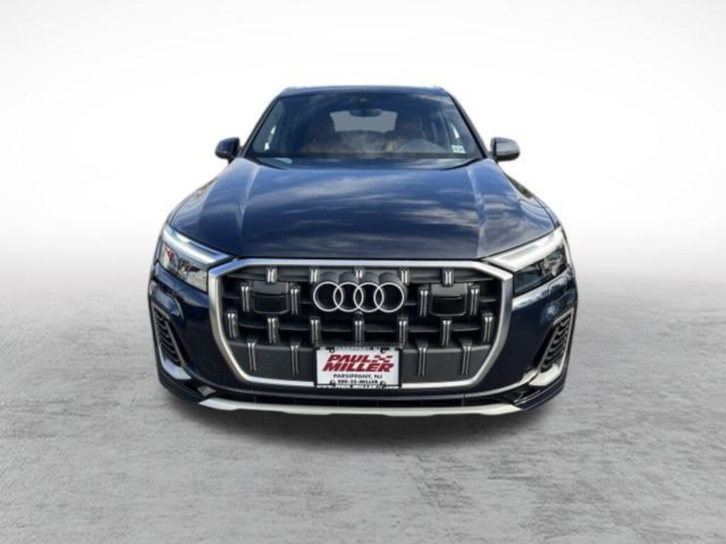 Certified 2025 Audi Q7 45 Premium Plus SUV