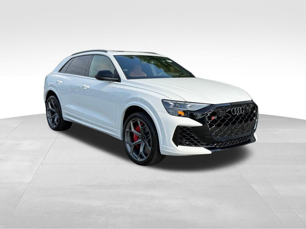 New 2026 Audi RS Q8 4.0T performance SUV