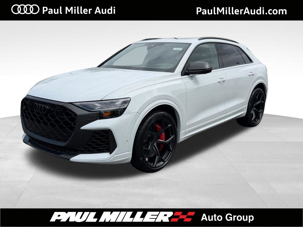 New 2026 Audi RS Q8 4.0T performance SUV