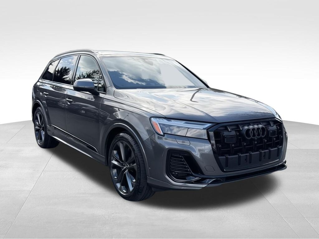New 2026 Audi Q7 55 Premium SUV