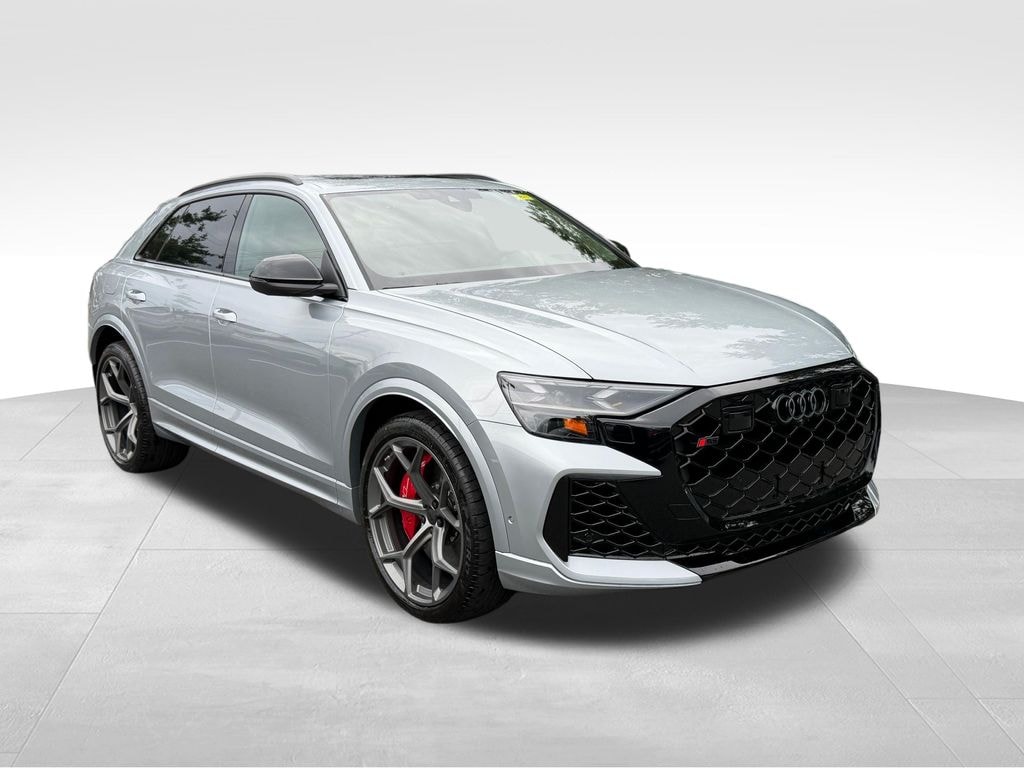 New 2026 Audi RS Q8 4.0T performance SUV