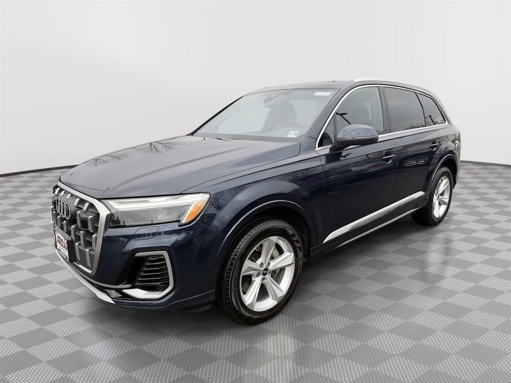 Used 2025 Audi Q7 Premium SUV