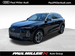2025 Audi Q5 2.0T Premium SUV