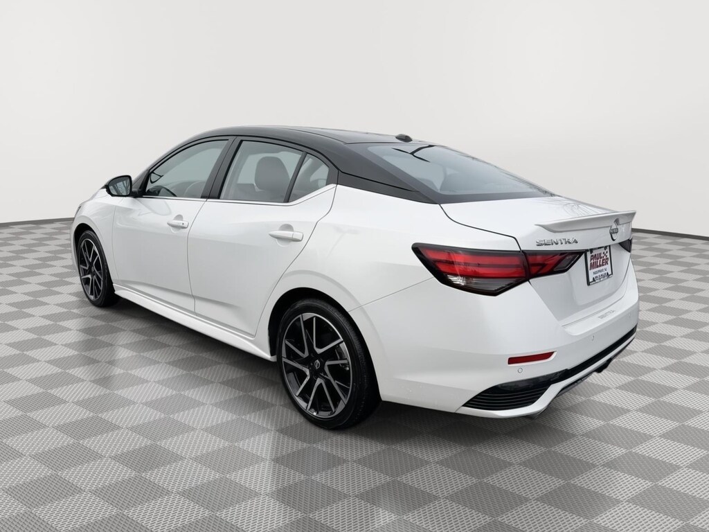 Used 2025 Nissan Sentra SR Sedan