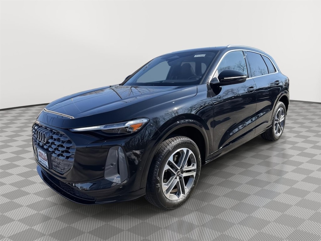 New 2025 Audi Q5 2.0T Premium Plus SUV