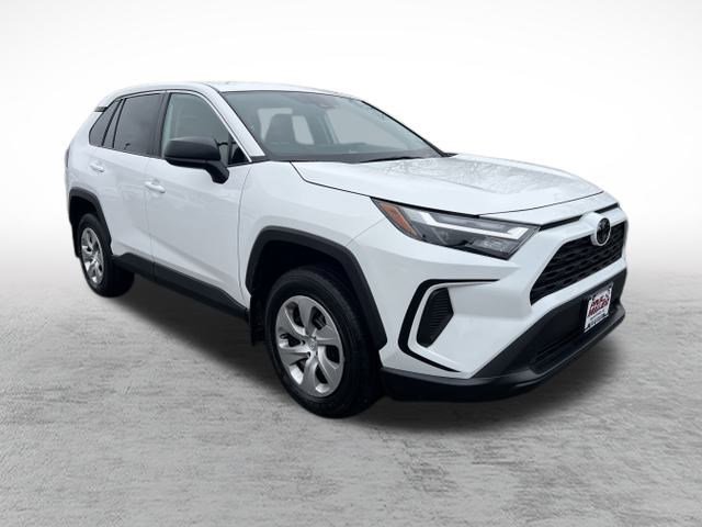2023 Toyota RAV4 LE photo 2